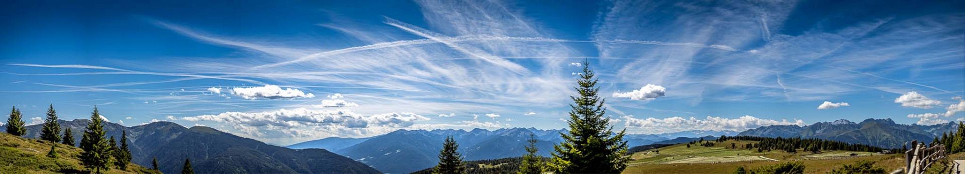 starkenfeld rodenecker alm panorama 1